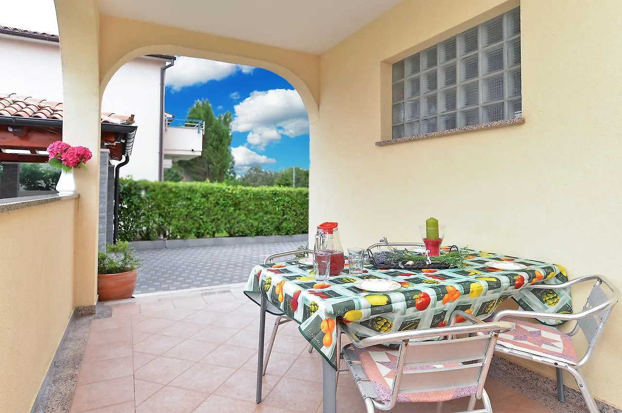 Apartments Denis 344 Fazana 0*,  Croatia