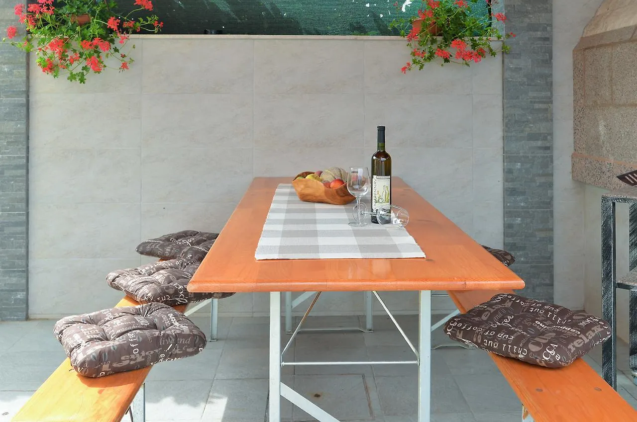 Apartments Denis 344 Fazana Croatia